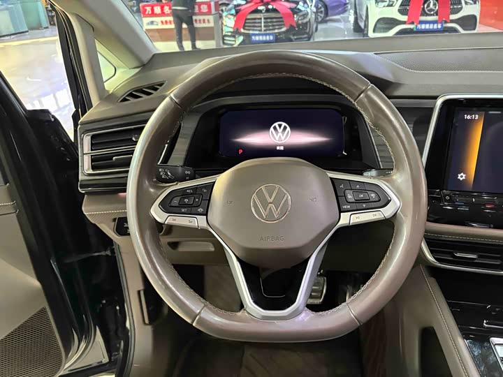 Фото 9 - Volkswagen Viloran