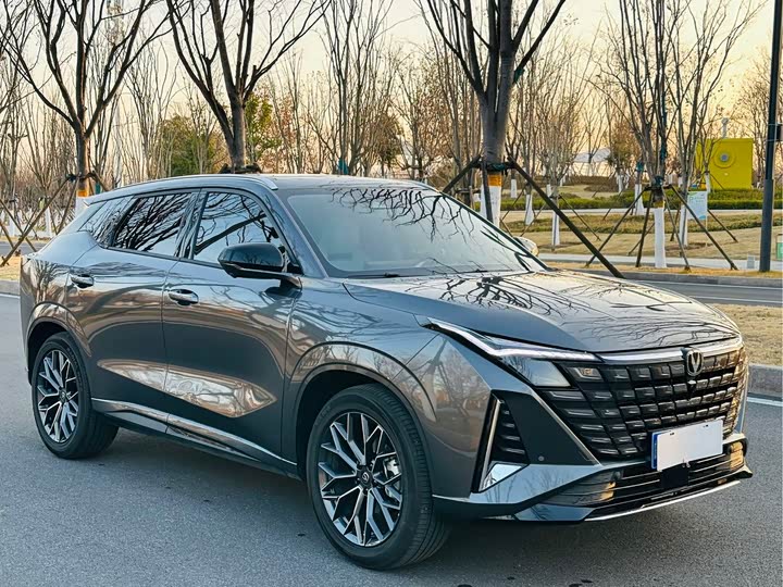 Фото 3 - Changan UNI-Z