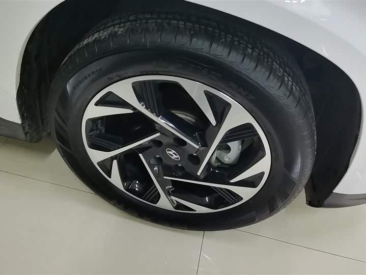 Фото 6 - Hyundai Custo