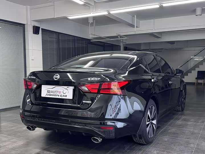 Фото 7 - Nissan Teana