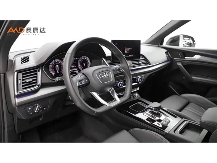Фото 6 - Audi Q5L