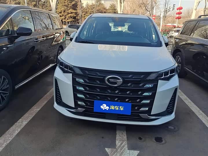 Фото 2 - GAC Trumpchi M6