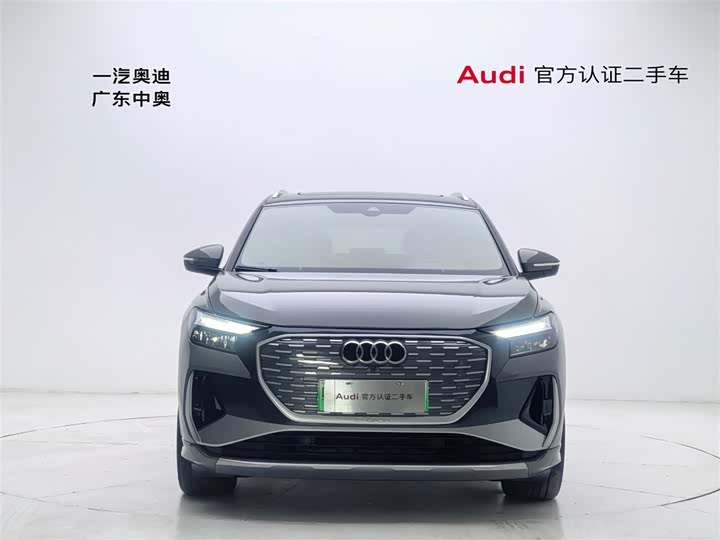 Фото 2 - Audi Q4 e-tron