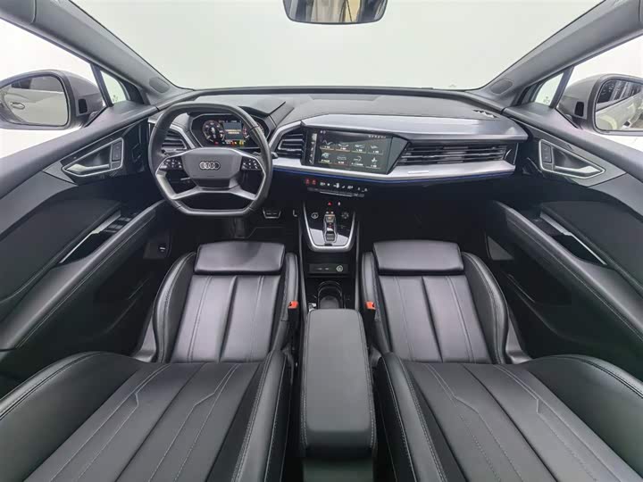 Фото 7 - Audi Q4 e-tron