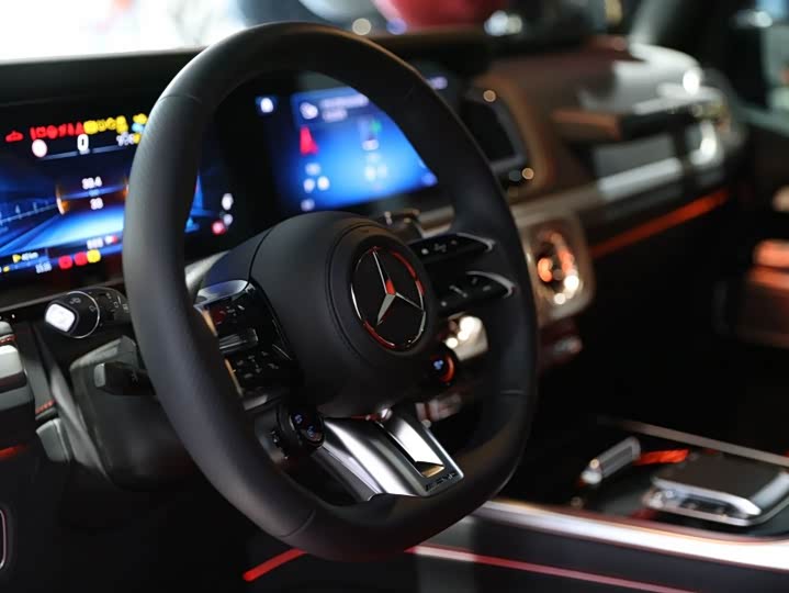 Фото 6 - Mercedes-Benz G-Class AMG