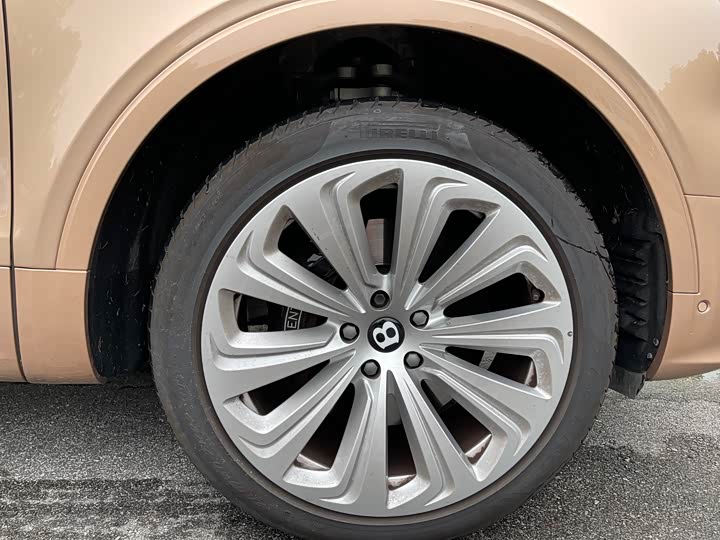 Фото 7 - Bentley Bentayga