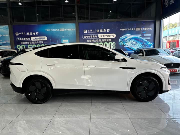 Фото 4 - XPeng G6