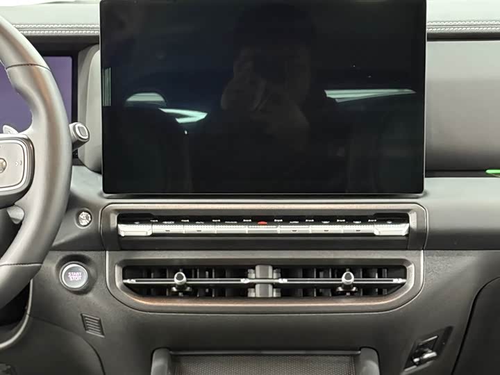 Фото 8 - Tank 300 Hybrid