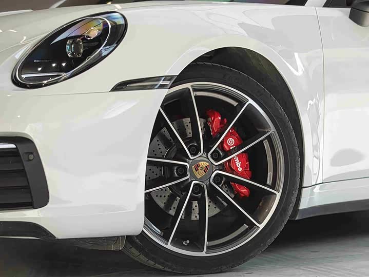 Фото 5 - Porsche 911