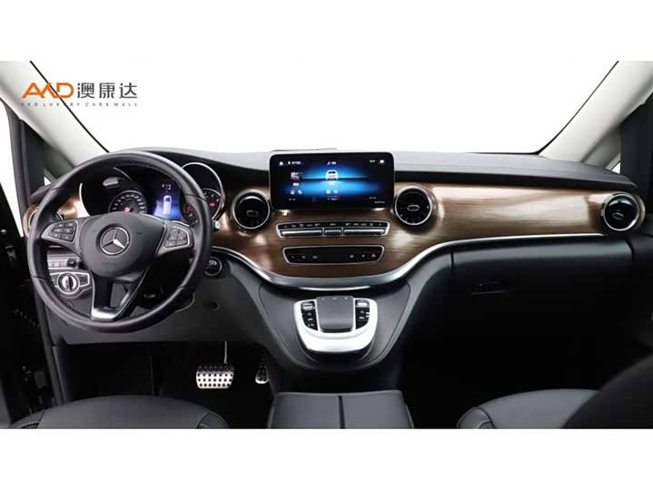 Фото 5 - Mercedes-Benz V-Class