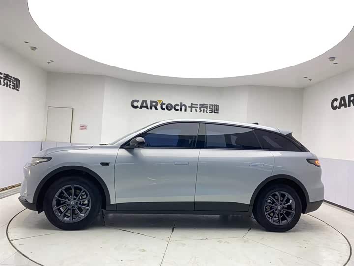 Фото 8 - Leapmotor C11