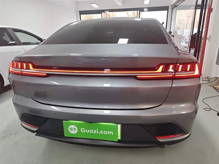 Фото 6 - BYD Han