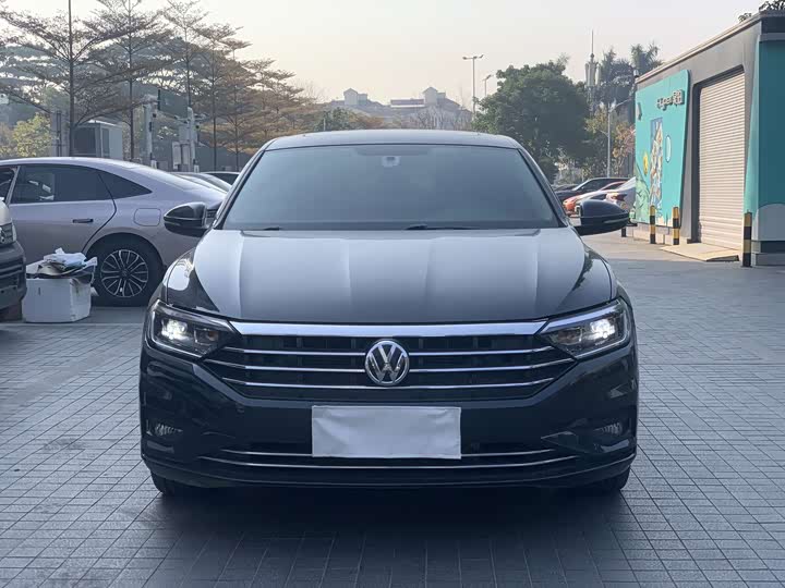 Фото 2 - Volkswagen Sagitar L