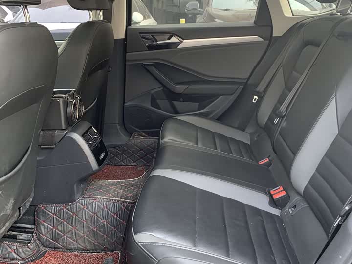 Фото 6 - Volkswagen Sagitar L