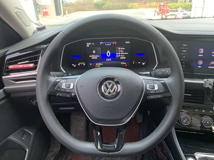 Фото 8 - Volkswagen Sagitar L