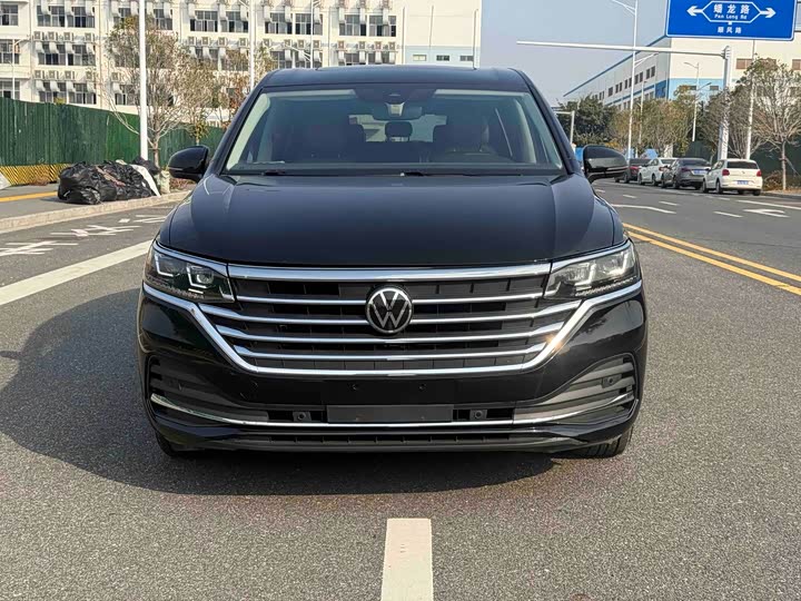 Фото 2 - Volkswagen Viloran