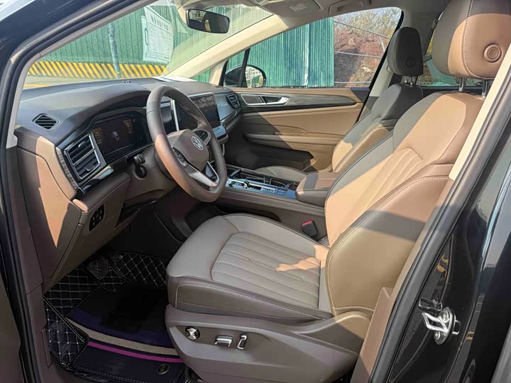 Фото 4 - Volkswagen Viloran