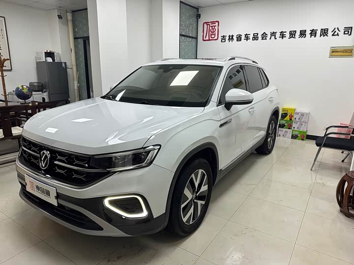 Фото 1 - Volkswagen Tayron