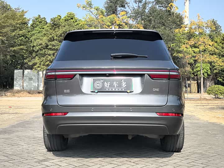 Фото 6 - LiXiang One