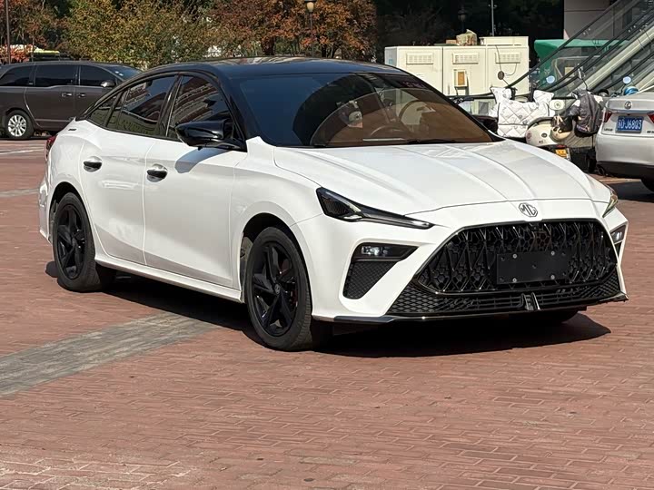 Фото 3 - MG Motor 5 Scorpio