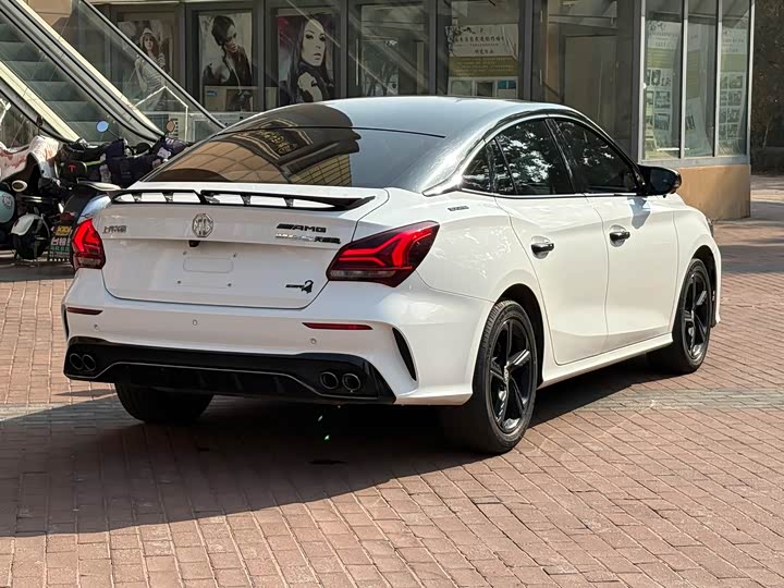 Фото 5 - MG Motor 5 Scorpio