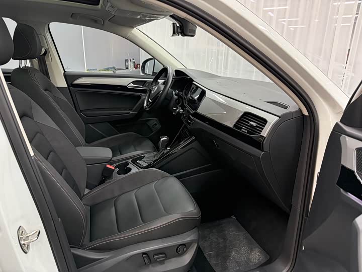 Фото 7 - Volkswagen Tayron