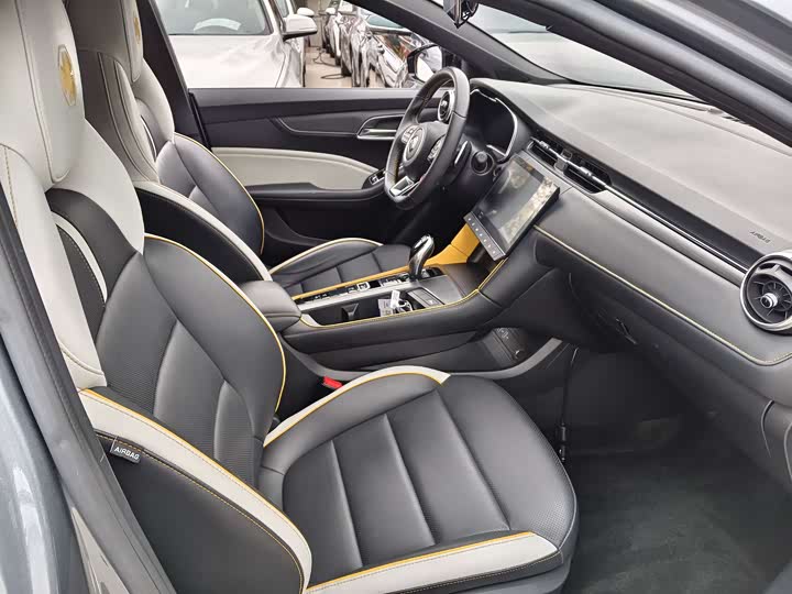 Фото 7 - MG Motor 6