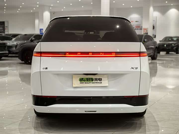 Фото 5 - XPeng X9
