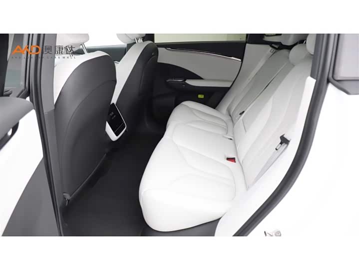 Фото 7 - XPeng G7