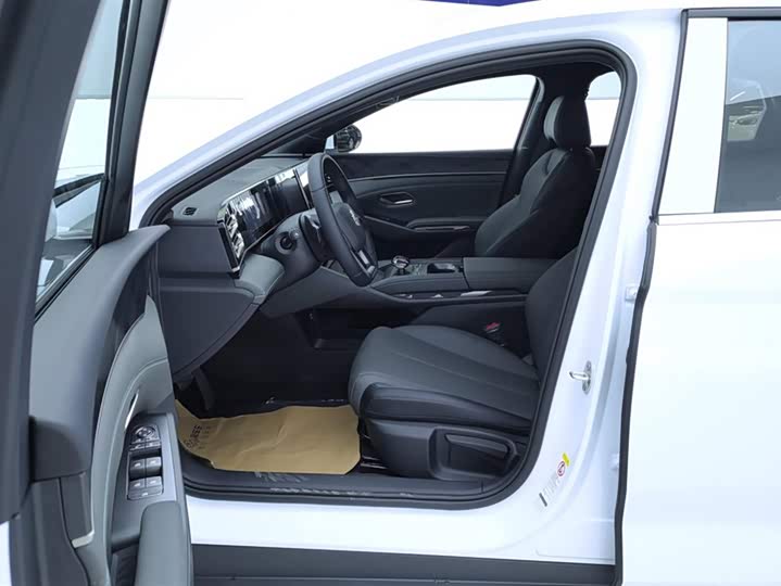 Фото 9 - BYD Qin L