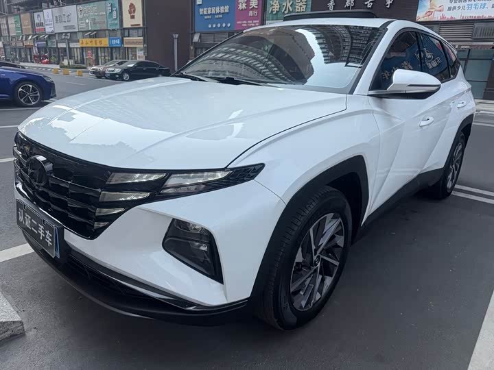 Фото 1 - Hyundai Tucson L