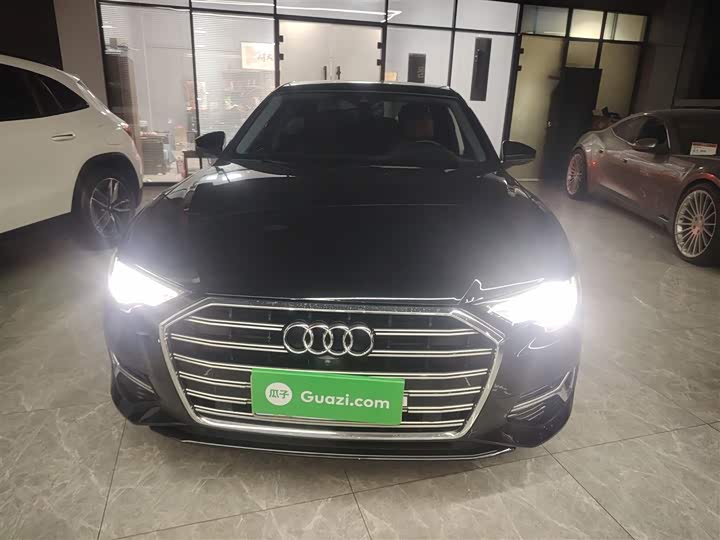 Фото 3 - Audi A6L