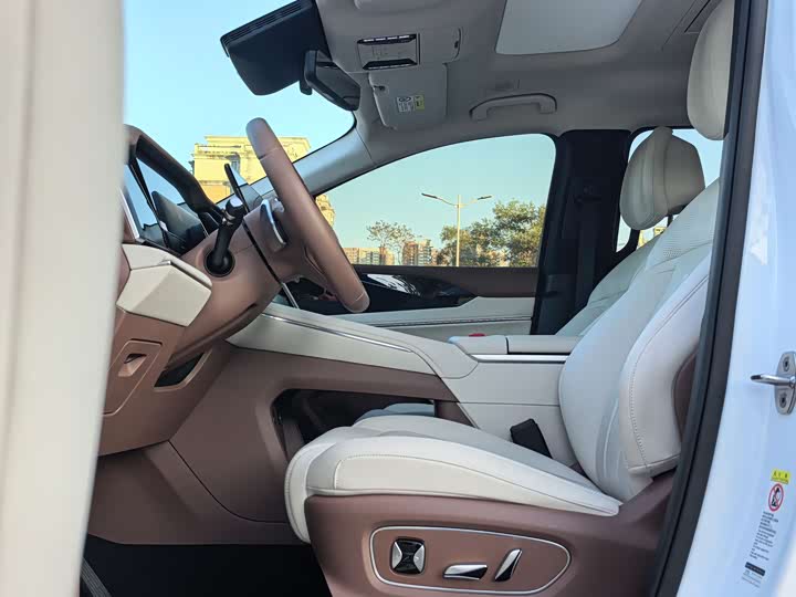 Фото 8 - BYD Xia