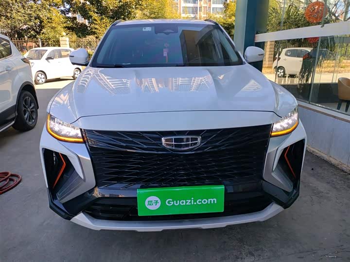 Фото 3 - Geely Atlas