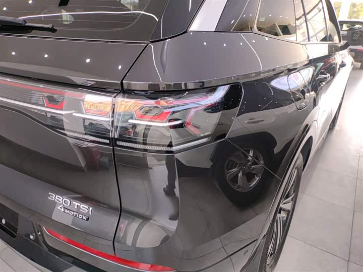 Фото 8 - Volkswagen Tavendor