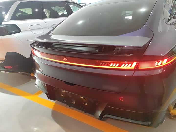 Фото 6 - Dongfeng Yipai eπ 007