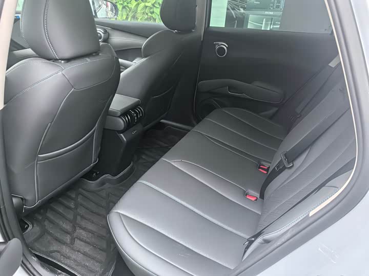 Фото 6 - BYD Yuan Plus