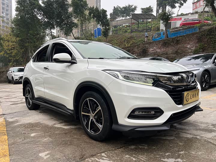 Фото 3 - Honda Vezel