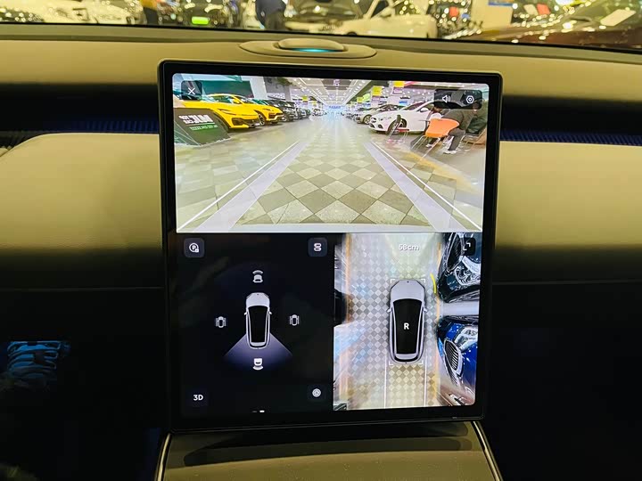 Фото 8 - Nio ET5T