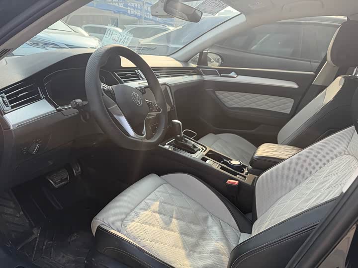 Фото 4 - Volkswagen Magotan