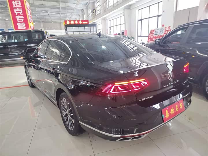 Фото 5 - Volkswagen Magotan