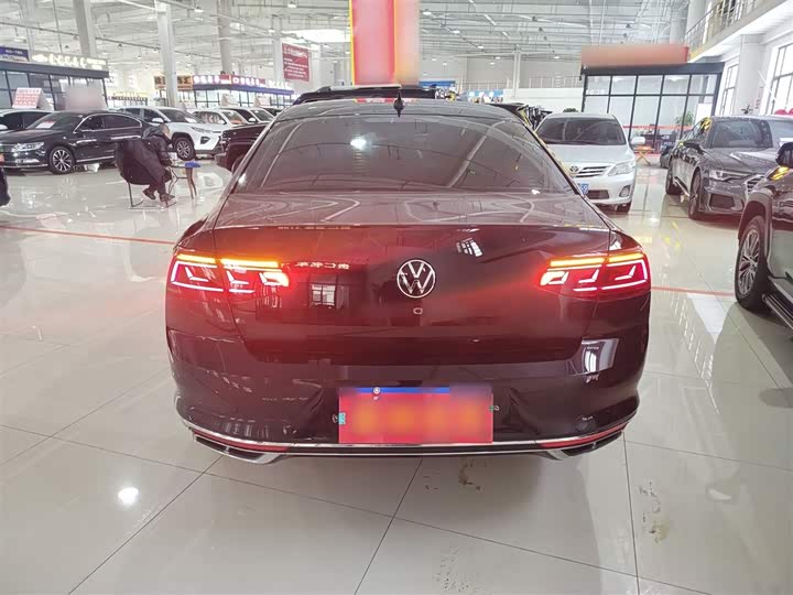 Фото 6 - Volkswagen Magotan