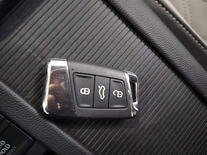 Фото 9 - Volkswagen Magotan