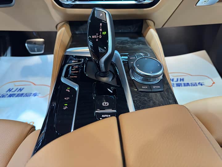 Фото 9 - BMW 6 Series GT