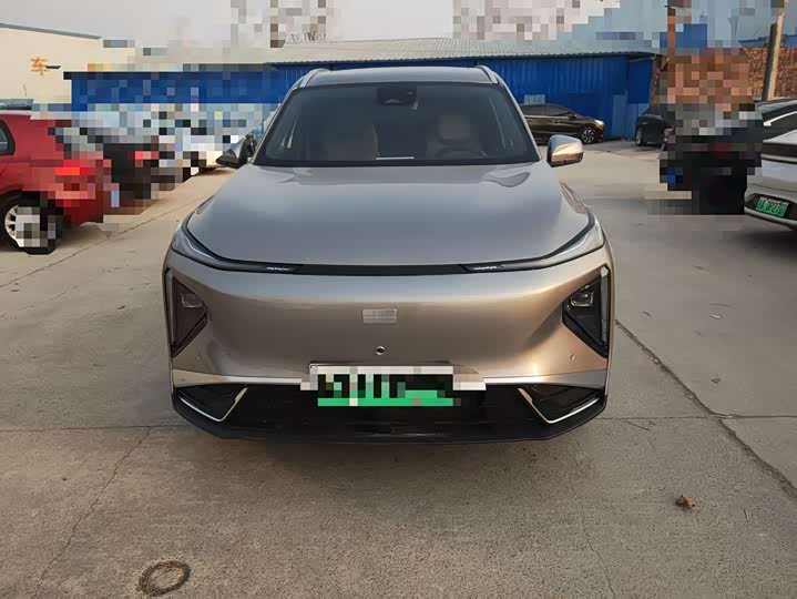 Фото 2 - Geely Galaxy L7