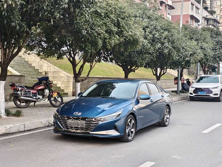 Фото 1 - Hyundai Elantra N line