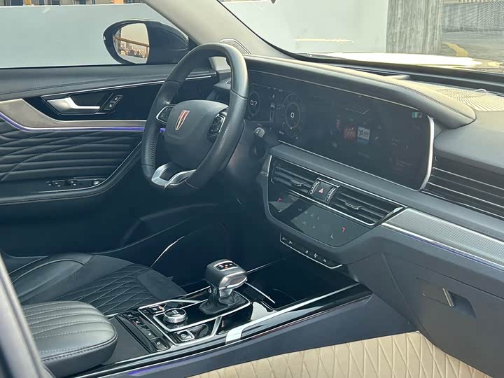 Фото 7 - Hongqi HS5