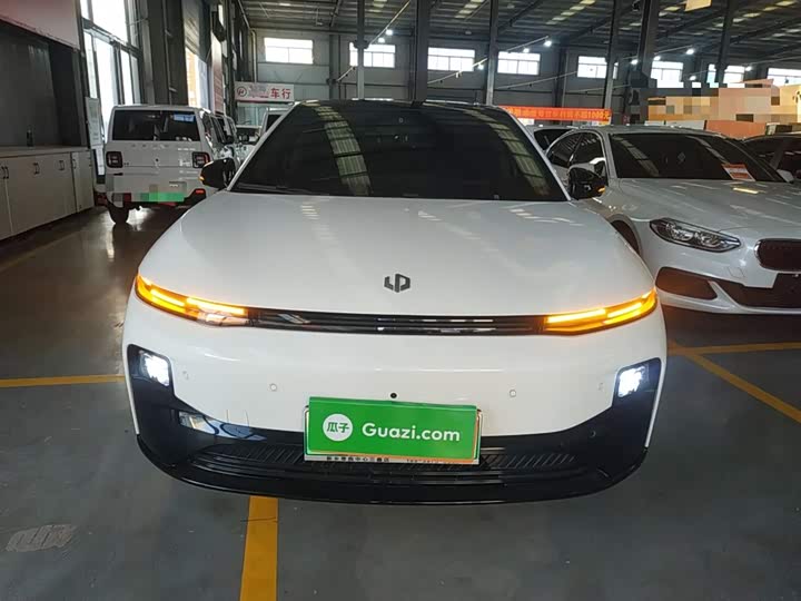 Фото 3 - Leapmotor B01