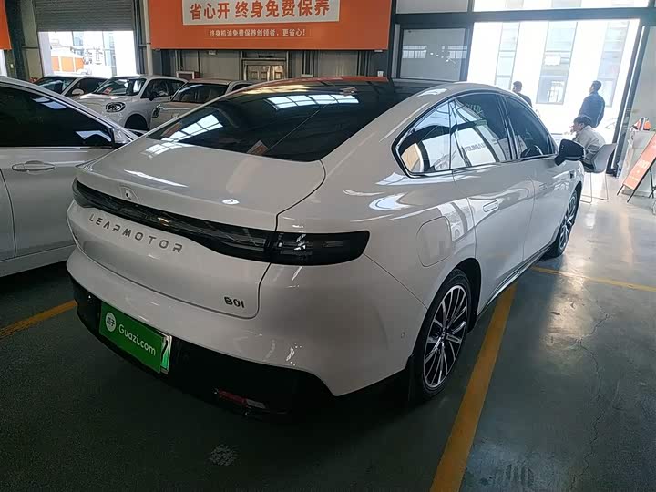 Фото 7 - Leapmotor B01