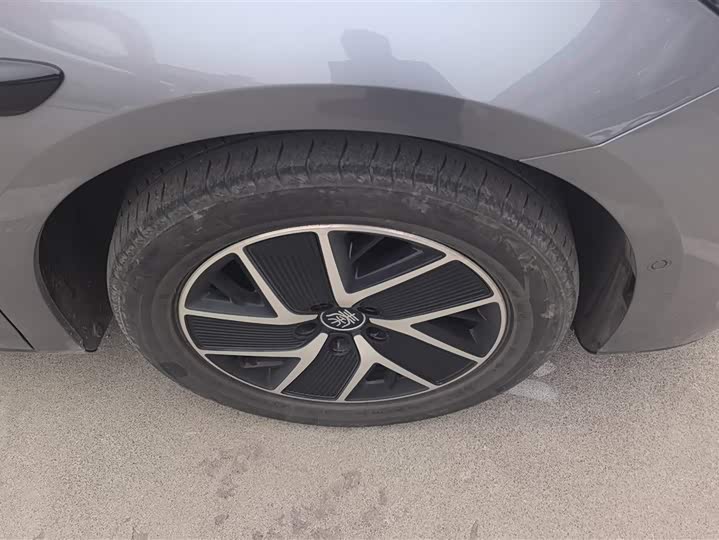 Фото 6 - BYD Qin Plus